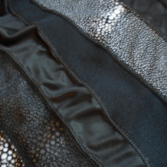 Kenneth Cole black top - Picture 2 of 3